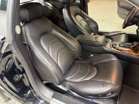 Used 2005 Jaguar XK8 Coupe RWD image 26