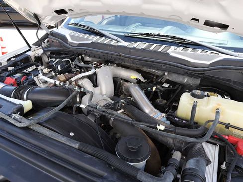 Used 2021 Ford F250 XLT w/ FX4 Off-Road Package AWD/4WD image 53