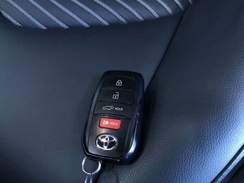 Certified 2025 Toyota Highlander XSE AWD/4WD image 34