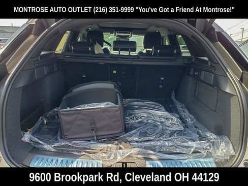 New 2026 Land Rover Range Rover Velar Dynamic SE image 5