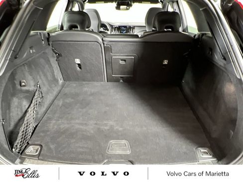 Used 2021 Volvo XC60 T8 R-Design w/ Protection Package Premier image 19