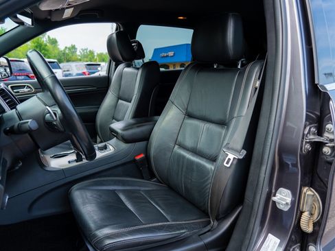 Used 2015 Jeep Grand Cherokee Limited w/ Trailer Tow Group IV image 19