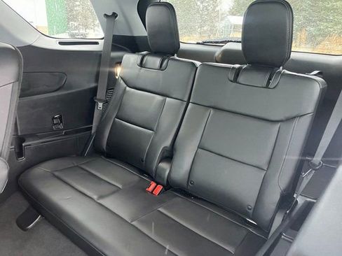 Used 2023 Ford Explorer XLT w/ Equipment Group 202A image 19