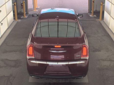 Used 2016 Chrysler 300 Limited RWD image 5