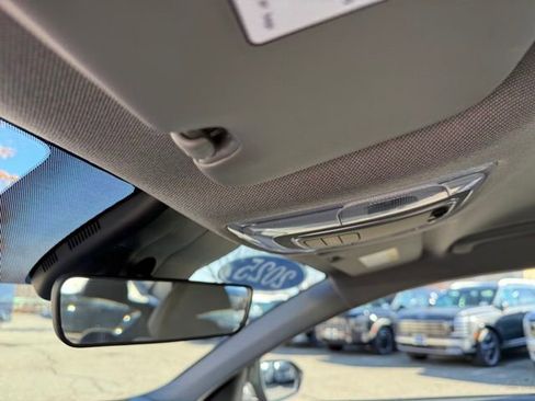 Certified 2025 Hyundai Elantra Sport image 41