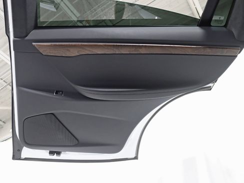 Used 2020 Tesla Model X Long Range image 36