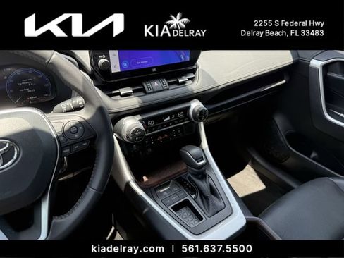 Used 2023 Toyota RAV4 Limited FWD image 27
