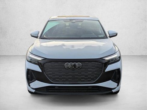 Certified 2024 Audi Q4 e-tron Premium Plus w/ Premium Plus AWD/4WD image 2