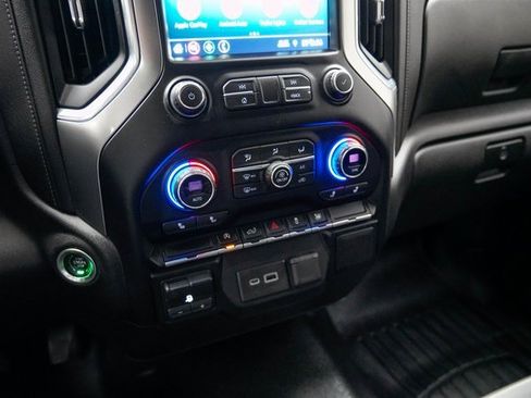 Used 2021 Chevrolet Silverado 1500 LT image 29