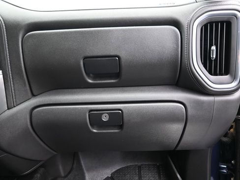 Used 2019 Chevrolet Silverado 1500 LT w/ Texas Edition image 31