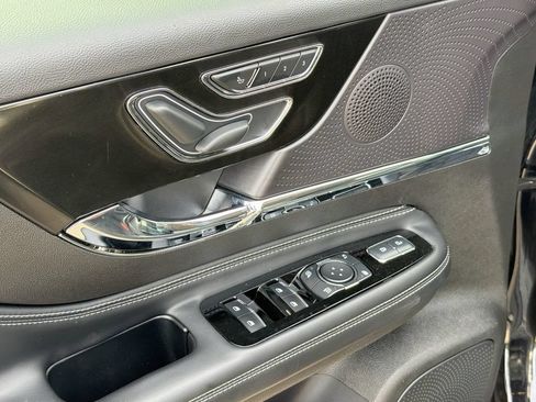 Used 2024 Lincoln Corsair AWD image 20