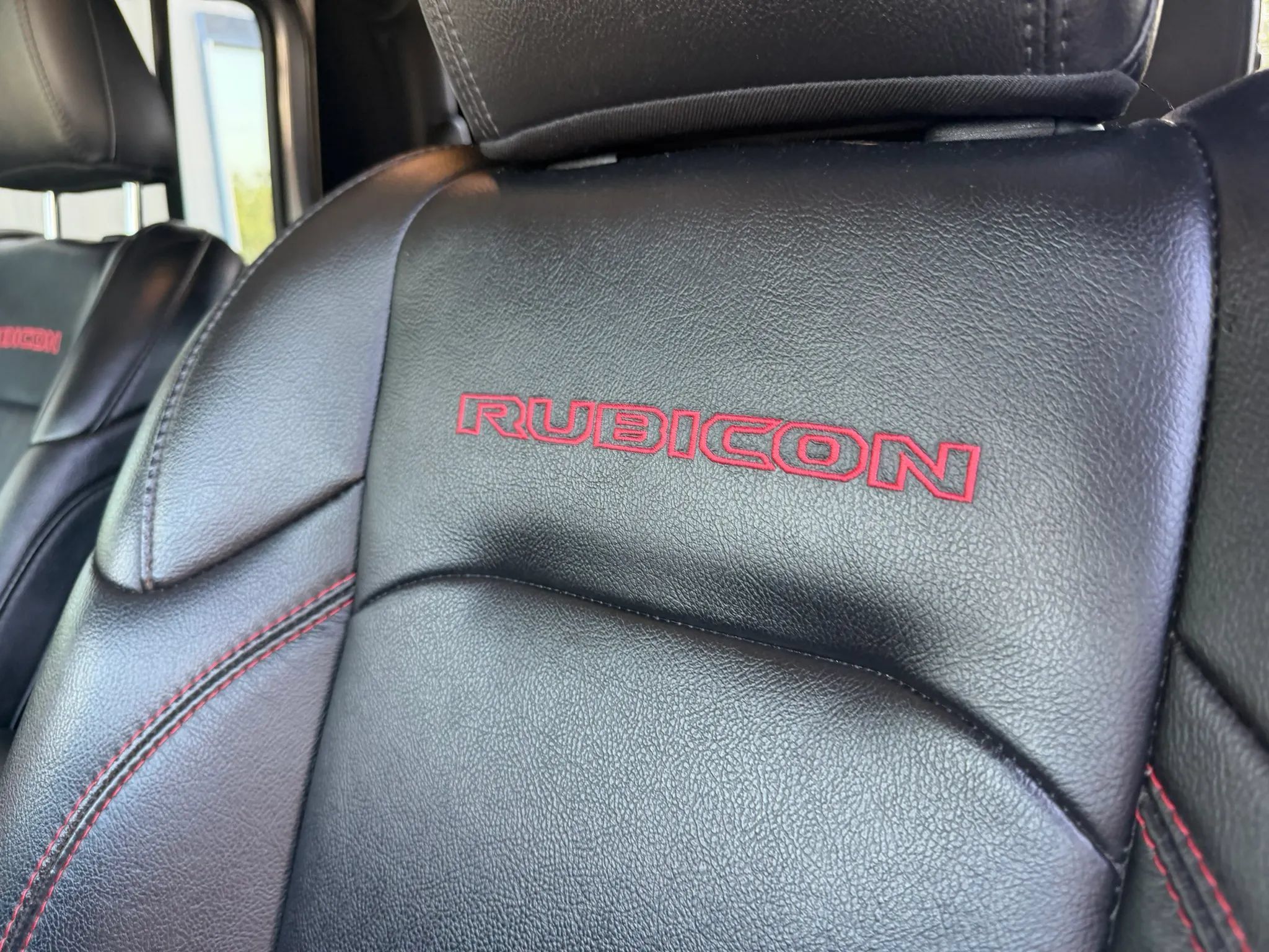 Used 2020 Jeep Gladiator Rubicon AWD/4WD image 15