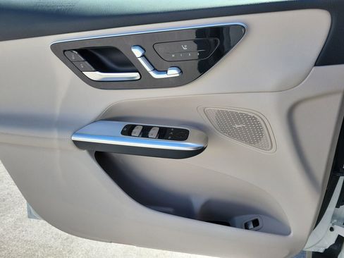 New 2026 Mercedes-Benz GLC 300 4MATIC image 21