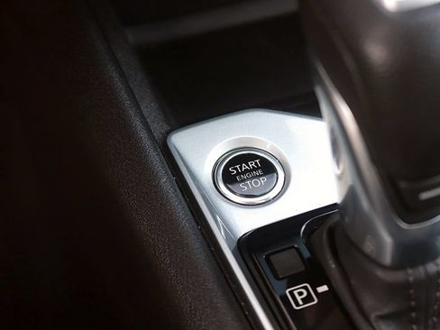 Used 2025 Nissan Altima 2.5 SV FWD image 20