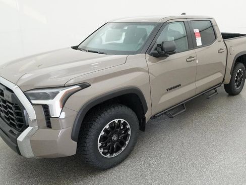 New 2026 Toyota Tundra SR5 AWD/4WD image 32