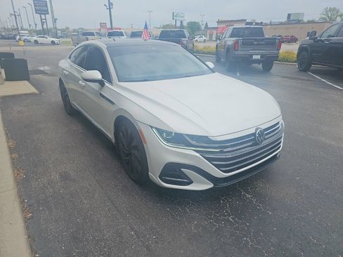 Used 2023 Volkswagen Arteon SEL AWD/4WD image 2