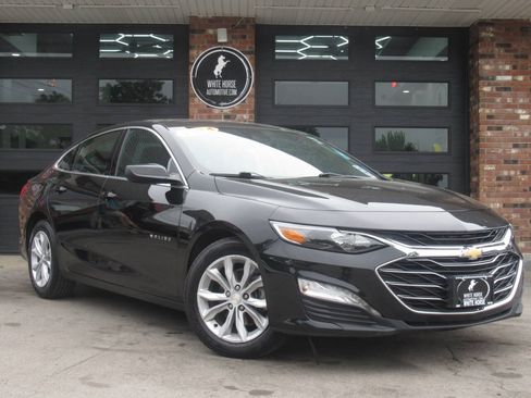 Used 2024 Chevrolet Malibu LT FWD image 1