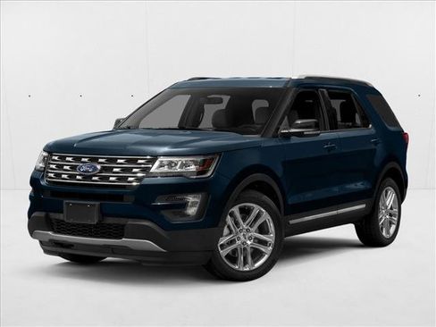 Used 2017 Ford Explorer XLT w/ Equipment Group 202A AWD/4WD image 1