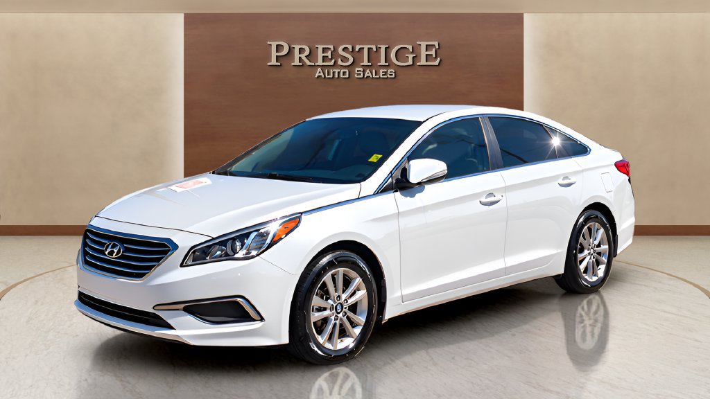Used 2016 Hyundai Sonata SE FWD image 2