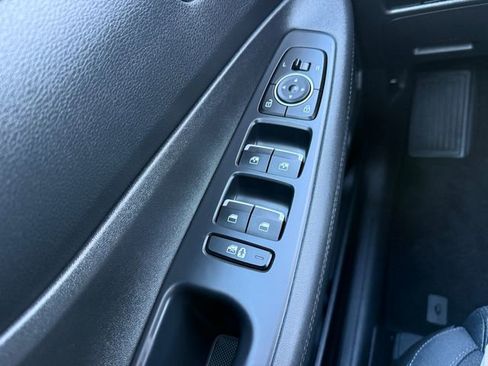 Used 2023 Hyundai Santa Fe SEL image 18