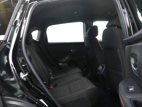 Used 2023 Honda HR-V Sport image 12