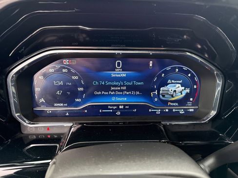 Used 2024 Chevrolet Silverado 2500 High Country image 19