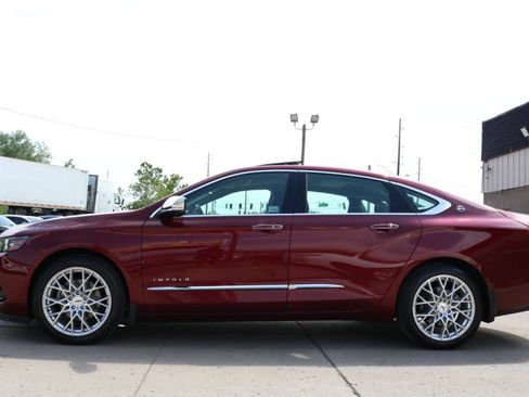 Used 2017 Chevrolet Impala Premier w/ Enhanced Convenience Package FWD image 17