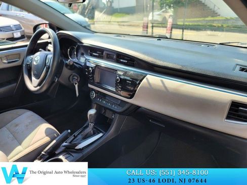 Used 2016 Toyota Corolla LE w/ Body Protection Package #1 FWD image 11