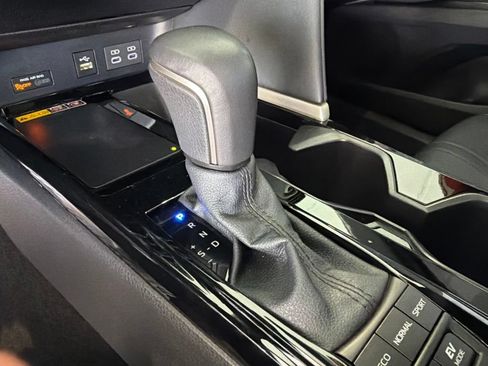 Used 2026 Toyota Camry XSE FWD image 29