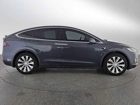 Used 2019 Tesla Model X Long Range image 6