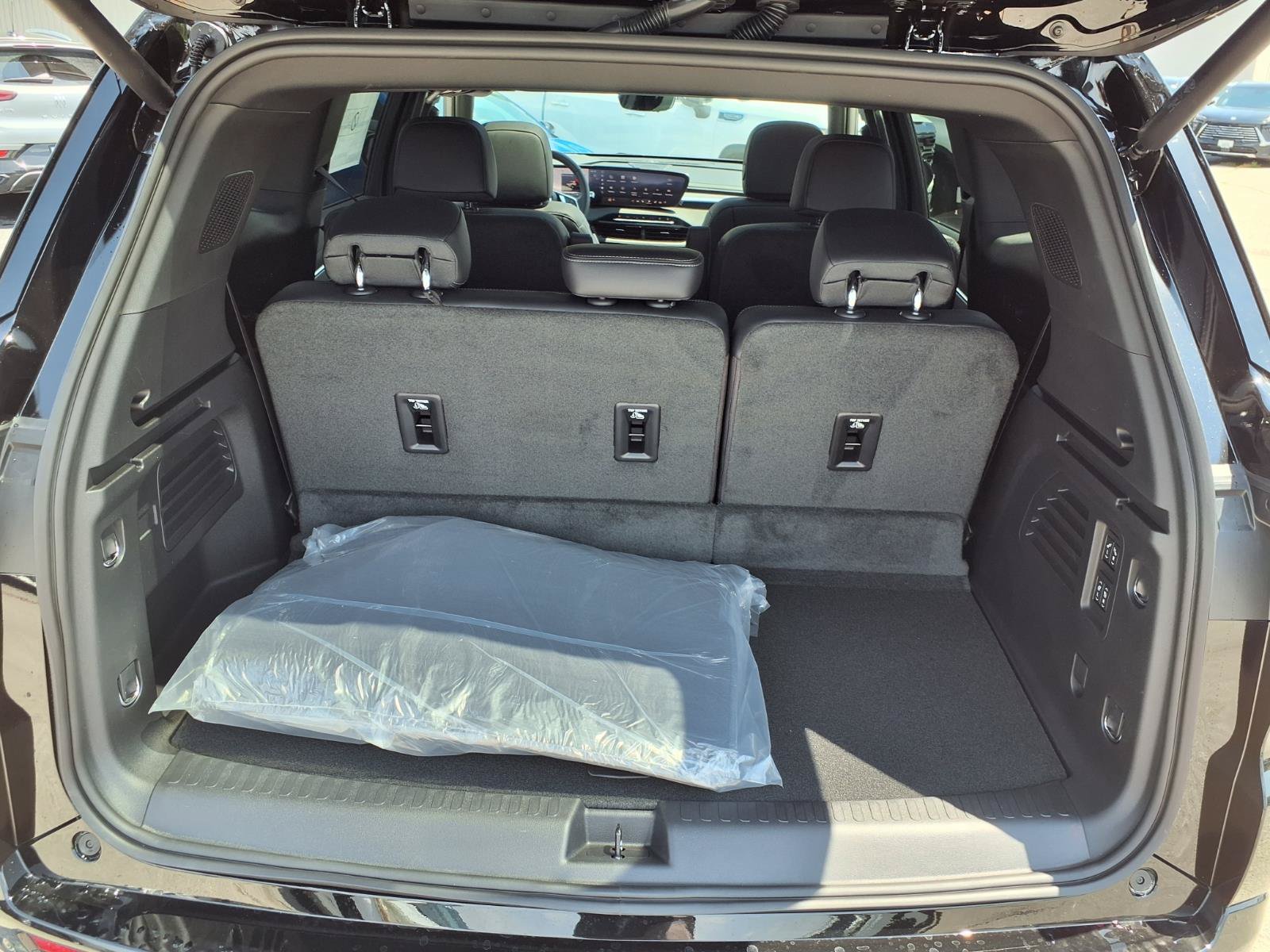 New 2027 Buick Enclave Sport Touring w/ Power Package FWD image 19