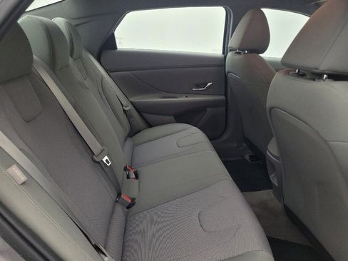 Used 2024 Hyundai Elantra SE image 19