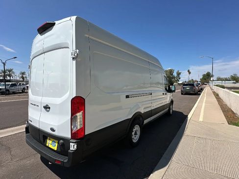 Used 2019 Ford Transit 250 148 High Roof Extended RWD image 8