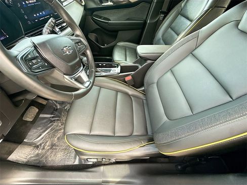 Used 2025 Chevrolet TrailBlazer ACTIV w/ Driver Confidence Package image 18