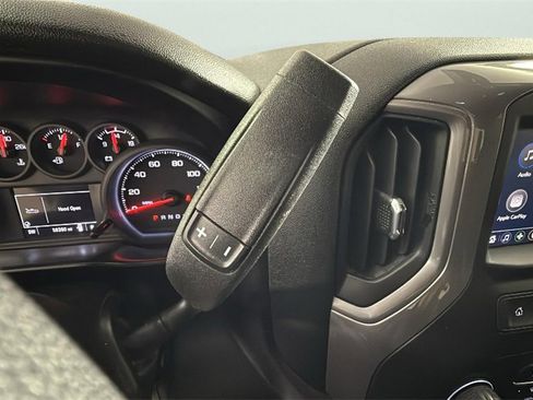 Used 2021 Chevrolet Silverado 1500 Custom image 24