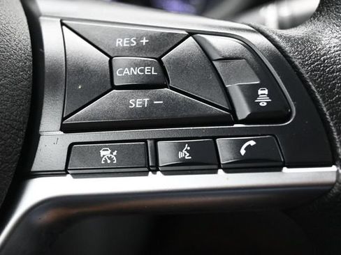 Used 2024 Nissan Sentra SV FWD image 19