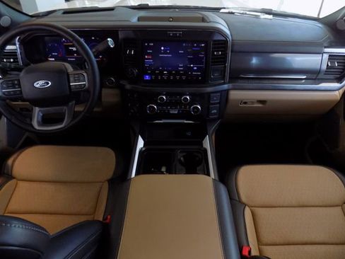 Used 2025 Ford F350 Lariat w/ Lariat Ultimate Package AWD/4WD image 17