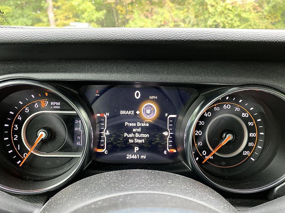 Used 2023 Jeep Gladiator Mojave w/ Cold Weather Group AWD/4WD image 11