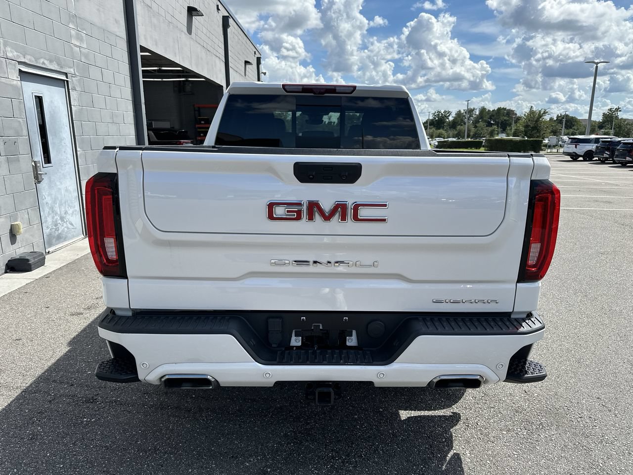 Used 2024 GMC Sierra 1500 Denali AWD/4WD image 23