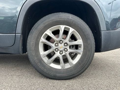 Used 2018 Chevrolet Traverse LT FWD image 6