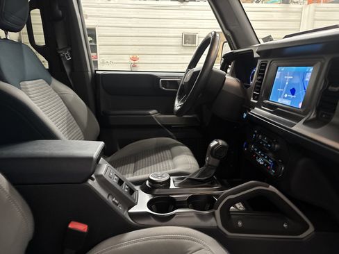 Used 2021 Ford Bronco Outer Banks image 27