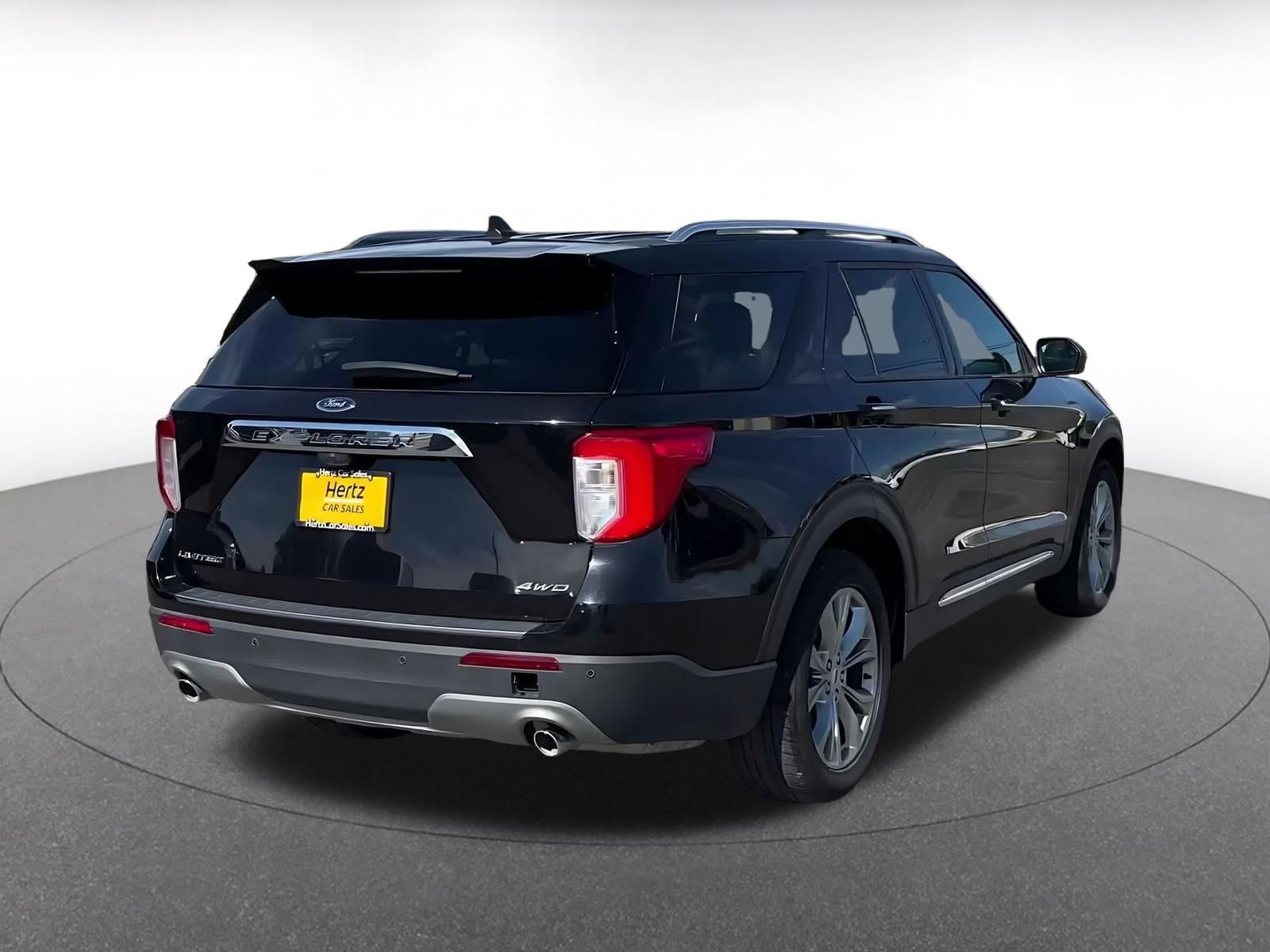 Used 2023 Ford Explorer Limited AWD/4WD image 13
