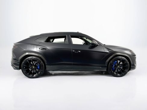 Used 2021 Lamborghini Urus AWD/4WD image 4