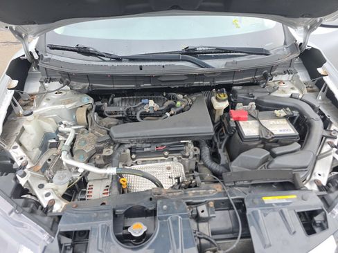 Used 2018 Nissan Rogue SV AWD/4WD image 35