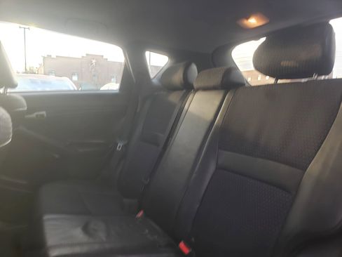 Used 2009 Pontiac Vibe GT image 11