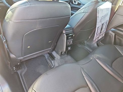 New 2026 Jeep Compass Latitude image 18