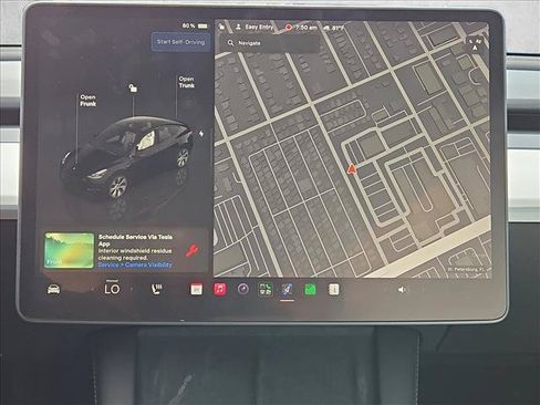 Used 2024 Tesla Model Y 2WD image 13