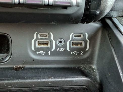 Used 2022 RAM 1500 Big Horn AWD/4WD image 25