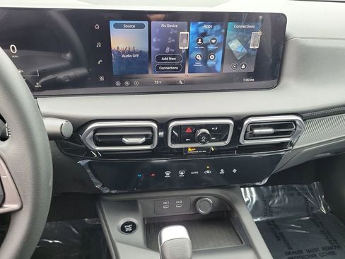 New 2026 Nissan Sentra SV w/ Floor Mat Package FWD image 10