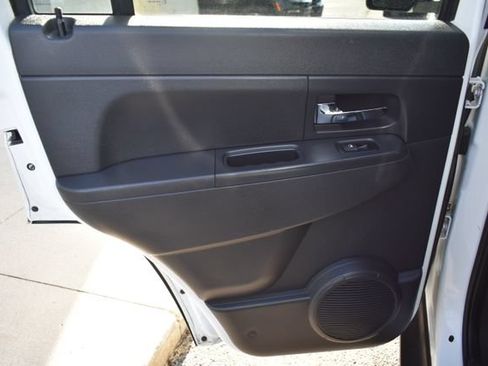 Used 2012 Jeep Liberty Sport AWD/4WD image 28